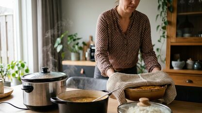 Zo houd je eten warm als je gasten later komen